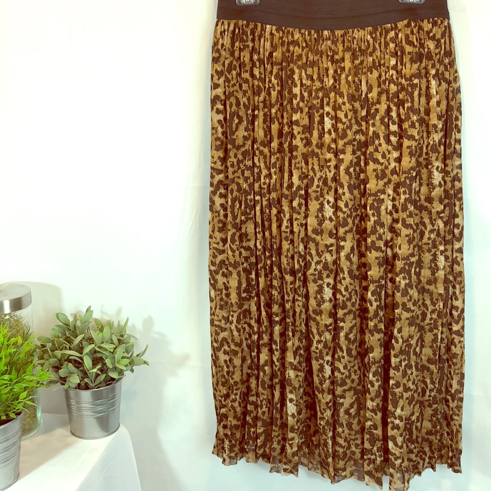 Vince Camuto Elastic Waist Pleated Leopard Skirt